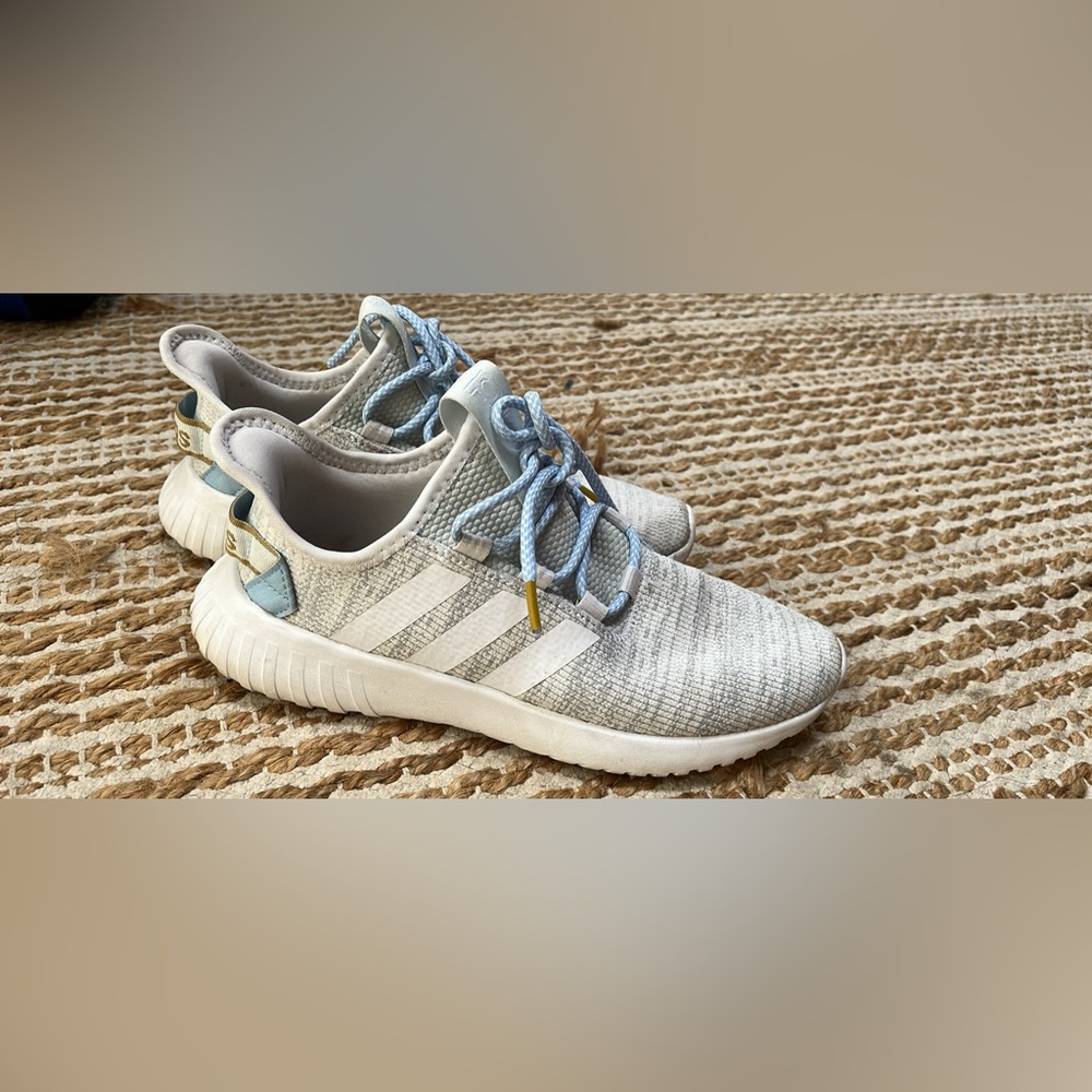 Adidas cloud foam sneakers